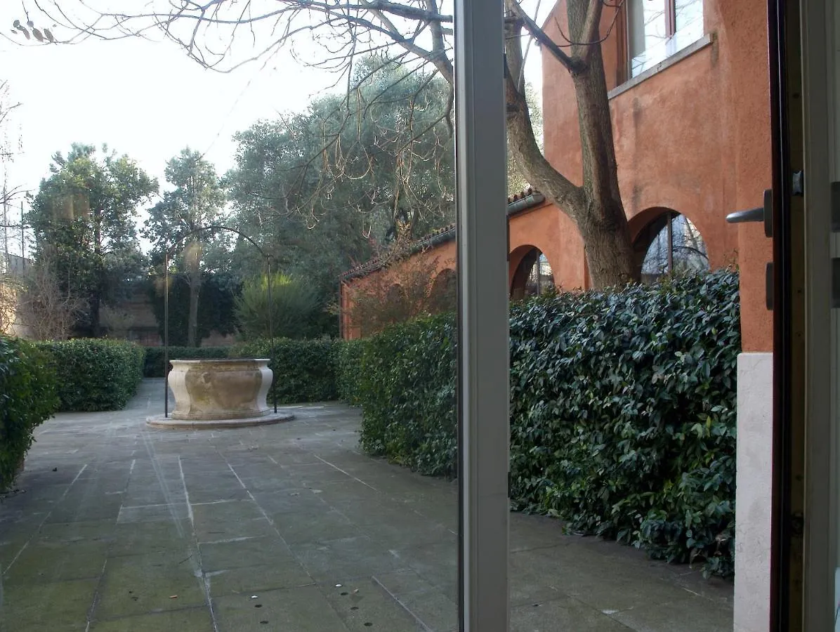 Venezia - Aliki'S House, Dorsoduro Apartment Italy
