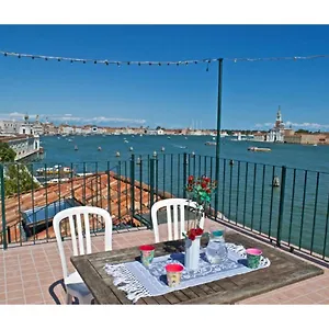 Apartment Mimi's Loft, Venice